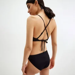 Bikinitruse